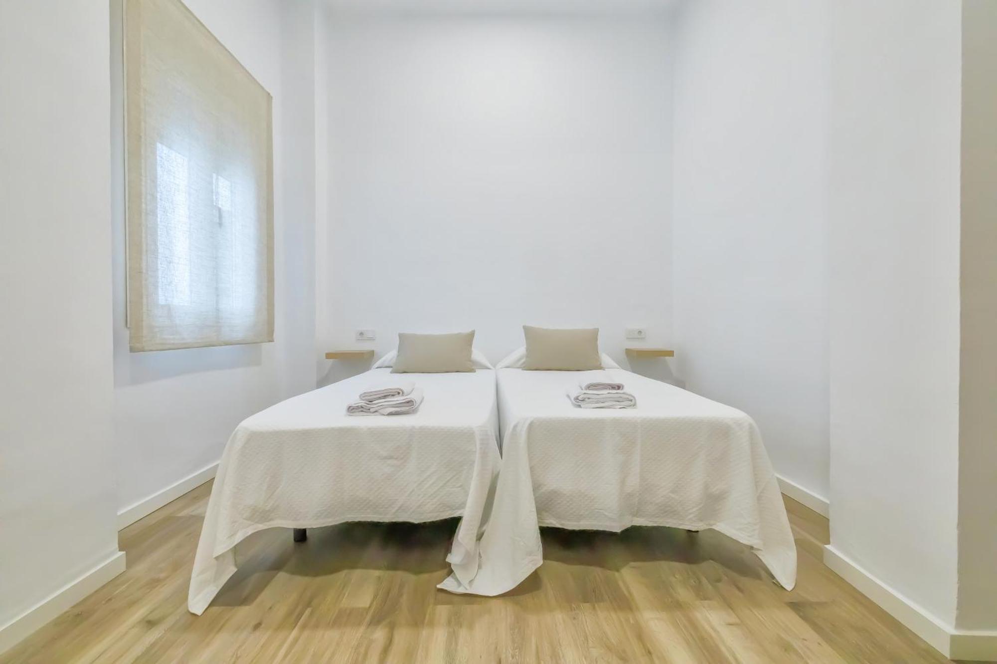 Apartment Apto Gran Capitan Center I - Parking